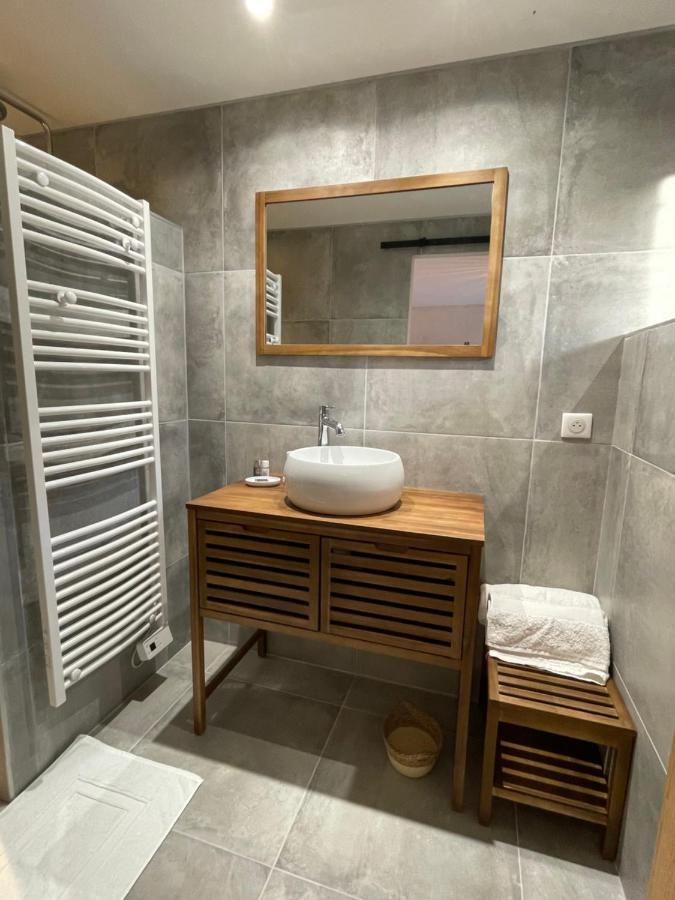 Saint-Antonin-du-Var La Parenthese Du Var - Chambre D'Hotes Petits Dejeuners Inclus Et Terrasse Ombragee المظهر الخارجي الصورة