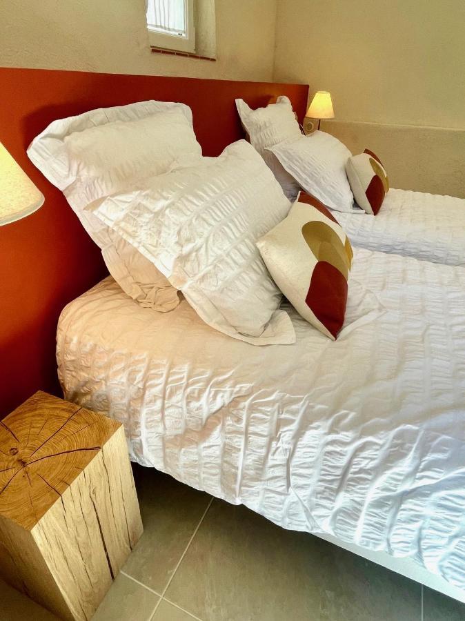 Saint-Antonin-du-Var La Parenthese Du Var - Chambre D'Hotes Petits Dejeuners Inclus Et Terrasse Ombragee المظهر الخارجي الصورة