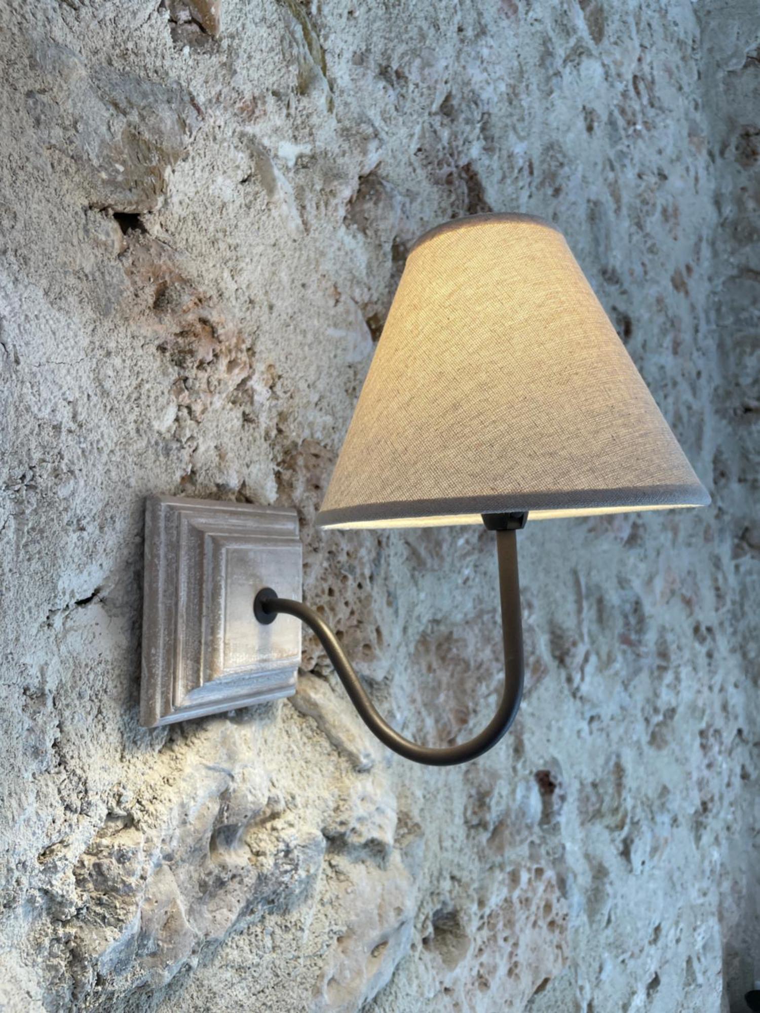 Saint-Antonin-du-Var La Parenthese Du Var - Chambre D'Hotes Petits Dejeuners Inclus Et Terrasse Ombragee المظهر الخارجي الصورة
